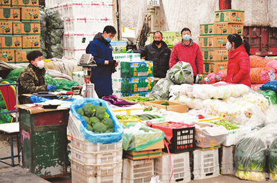 山西太原 蔬菜貨源充足，農副產品供銷兩旺