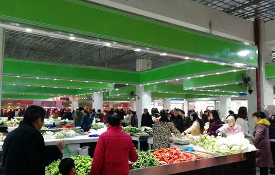 長沙18個(gè)菜市場“美顏”逆襲 煙火氣升級(jí)，農(nóng)副產(chǎn)品銷售煥新機(jī)